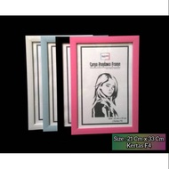 F4 PHOTO FRAME F4 PHOTO FRAME F4 PHOTO FRAME 21.5x33 Cm