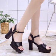 （Heeled Sandal10cm/4in）2025 รองเท้าส้นสูงผู้หญิง รองเท้าแตะส้นหนาสไตล์เกาหลีใหม่ รองเท้าแตะแฟชั่นสตร