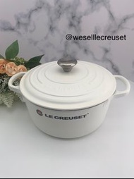 Le Creuset 24cm Signature Round Casserole Cotton