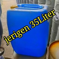 35 Liter square jerry can. 35 Liter jerry can