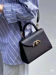 🔥Moynat Gabrielle BB