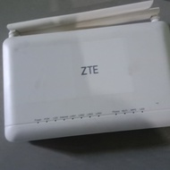 zte dual band tipe F670L port biru plus adaptor yahh