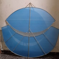 layangan suwangan Gapangan Pegon ludoyo ukuran 1meter satu set sama sendaren nya tingal nerbangin