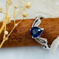 皇冠18 K白金藍寶石女戒