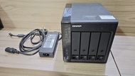 QNAP, TS-451D2 ,4 bay NAS