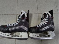 Bauer Vapor X300 兒童冰球鞋/冰曲鞋/溜冰鞋