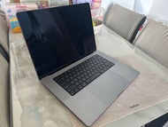 Apple MacBook Pro 16” M1 Max