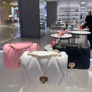 Arwen Quilted Shoulder Bag