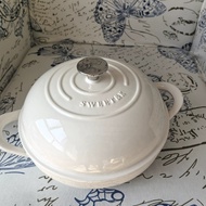 Enamel Pot Seafood Pot Bread Baking Pot European Bread Pot Shallow Double Handle Covered Flat Enamel