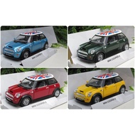 Kinsmart (12cm) Diecast Car 2002 Mini Cooper S w/ UK flag printing Mainan Koleksi Kereta (1/28)