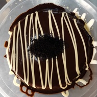 Oreo + White Chocolate Drizzle Kunafa Plate | Best Selling Sweet Treat