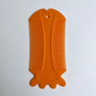 ORANGE PLASTIC FISH MOTIF LICE COMB