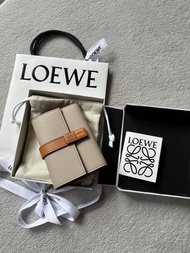 Loewe銀包