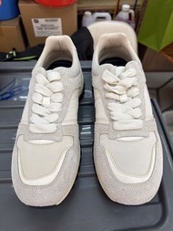 Jnby 速寫 SOKU 聯名款 Vibram 鞋底 運動鞋