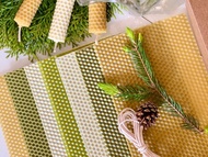 DIY蜂蠟蠟燭套裝。用於製作 14 根卷蠟燭柱的蠟片。