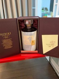 高價回收響hibiki 武藏野富士 鳳凰 白鷺 有田燒 九谷燒 白鷺 響金花 響花輪 響30年 響21年 響17年