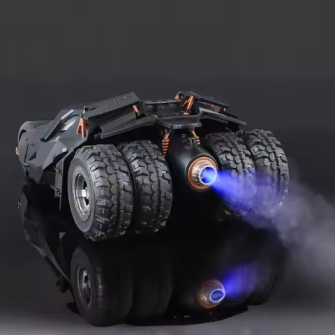 1:18 Batmobile Tumbler Slide Spray Truck Alloy Metal Diecast Car Model Sound & Light Collectibles Ho