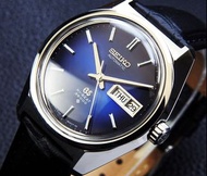 GRAND SEIKO 6146-8000 鋼，藍色漸變錶盤 男士自動上鍊（狀況良好，已修）/ 36 毫米