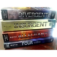 Divergent Series 4-Book Bundle by Veronica Roth