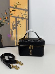 紫鑽🌟誠信商家🌟💜全新Yves Saint Laurent YSL VANITY CASE 菱格紋化妝包 黑色牛皮手袋 包包