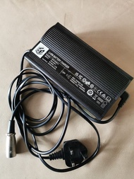 24v锂電電動輪椅充電器