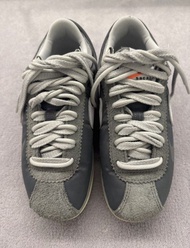 Nike Sacai 聯名款 灰色運動鞋37.5