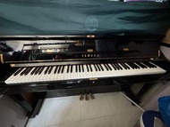 Yamaha U1 piano