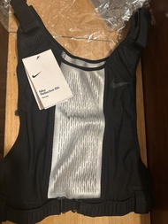 Nike 反光跑步背心