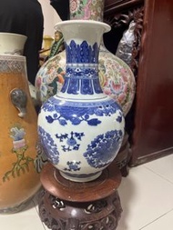 青花瓷花瓶