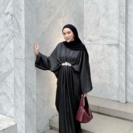 LUMINA KAFTAN | KAFTAN | SILK DRESS | RAYA SERIES | RAYA OUTFIT | SILK TEXTURE | EID CLOTHES | | STU