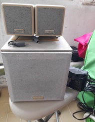 Creative Cambridge Soundworks SW320 speaker