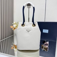 PRADA Re-Nylon 小號 水桶包 手袋 白色