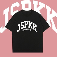 < Hot > ใหม่ T-Shirt(เสื้อเฮีย) เสื้อ แจ๊ส สปุ๊กนิค ปาปิยอง กุ๊กกุ๊ก JSPKK T-Shirt ใหม่ ผ้าCotton 10