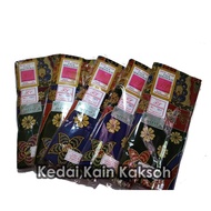 Kain sarung batik Tiga Serangkai