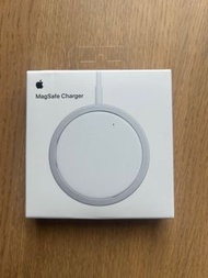 Iphone magsafe charger box原廠盒