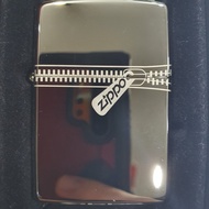 ZIPPO ORIGINAL ZIPPED BLACK ICE 21088