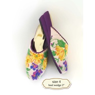 Size 4/ Eur 34/ 22.5cm: Peranakan Nyonya Beaded Slippers (Kasut Manek)