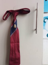 東華三院小學校呔
