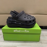 DÉP SỤC NHỰA ĐI MƯA CROCS MEGA CRUSH CAO 8CM CHO NỮ màu ĐEN