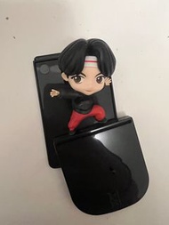 BTS FIGURE tiny tan