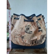 Teenie weenie bucket bag