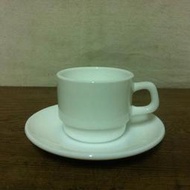 WH6621【四十八號老倉庫】全新 早期 法國製 ARCOPAL 牛奶玻璃 純白 咖啡杯 110cc 1杯1盤價