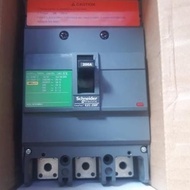 SHIPPINGbebas - MCCB SCHNEIDER NFB 18KA EZC250F 3P 150A (EZC250F3160)