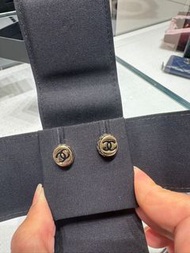 Chanel 圓形雙C耳環（全新包裝冇拆有單）