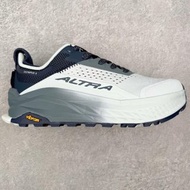 Altra Olympus 6 跑步鞋