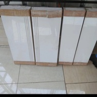 granit trap tangga super white marbel 30x60+20x60