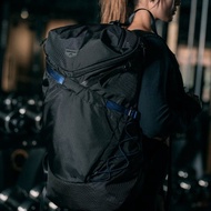【DOUGHNUT】15吋 防潑水 大後背包 大Dynamic 內外水壺格-黑 ACT