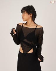 CUPPA - JELLYFISH see-through Top (2 สี) Cuppa x Pimwa เสื้อไหมพรมซีทรูเนื้อบางเบา ทรงคอปาด ผ่าข้าง 