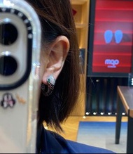 【💖全新】楊紫同款apm monaco kaa蛇形耳環深灰色高級耳飾女生