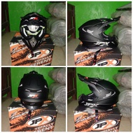 Jpx cross helmet